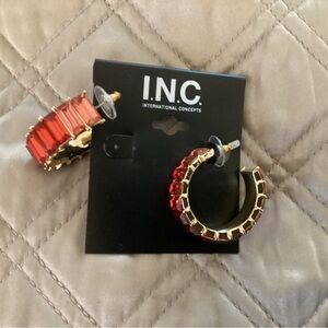 I.N.C. Variegated Shades of Red Crystal and Gold Tone Hoop Earrings NWT